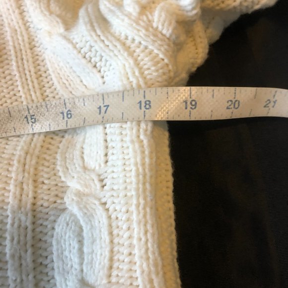 Vintage Chunky Knit, Gorgeous Warm Mock Neck Cream Sweater- Temporarily Altered - Picture 3 of 12